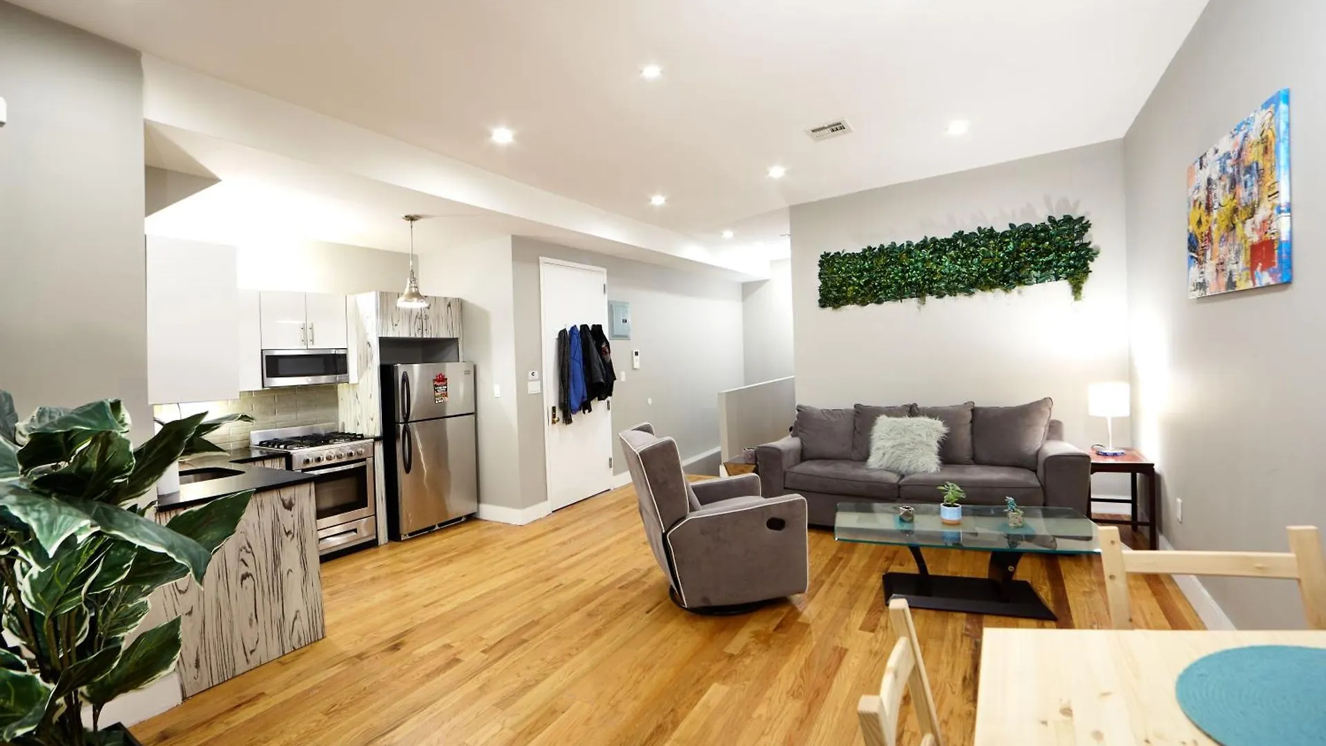 The Always Sunny Homestay New York